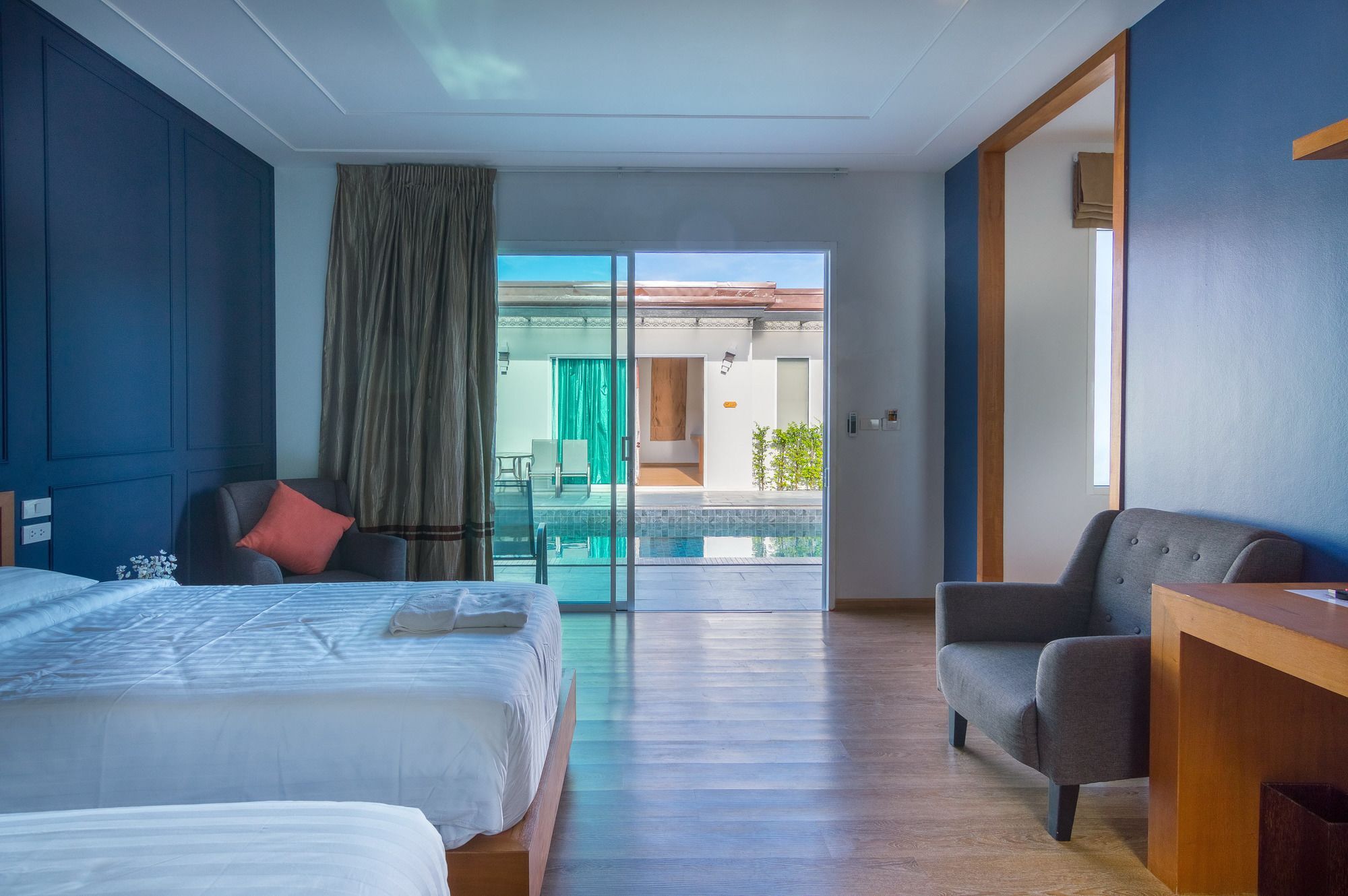 The Orchid Villa Rawai Exterior photo